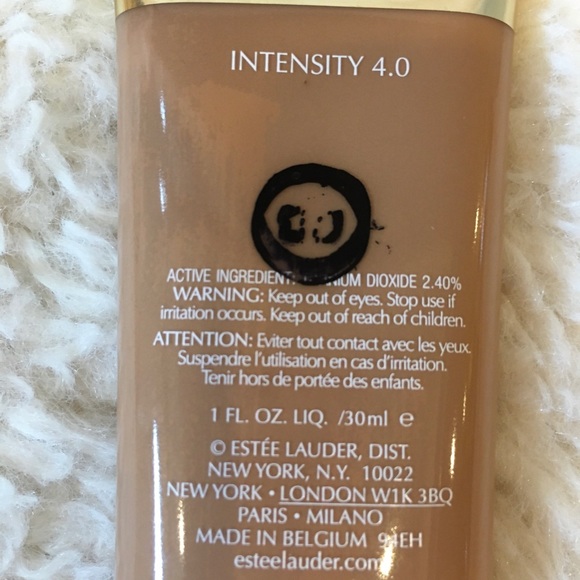 Estée Lauder Nutritious vita mineral makeup - Picture 3 of 4